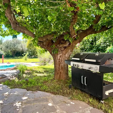 Pio Villa Roquebrune-sur-Argens
