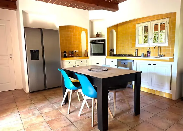 Pio * Roquebrune-sur Argens